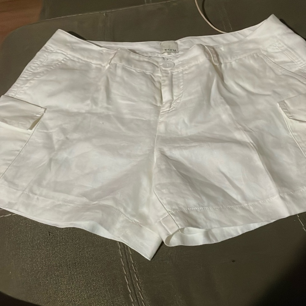 White shorts for kids